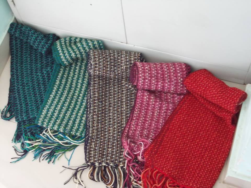 savior scarf..07